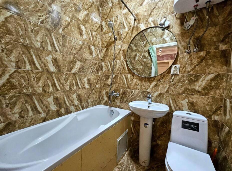 Luxury Apartment In The Center Kiszyniów Zewnętrze zdjęcie